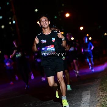 Runner Photo 4036101
