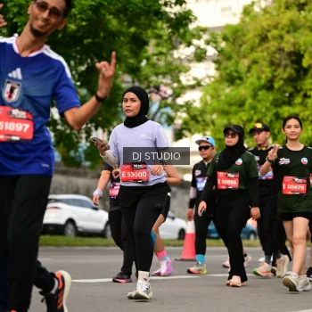 Runner Photo 4036115