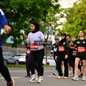 Runner Photo 4036119
