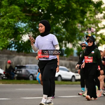 Runner Photo 4036123