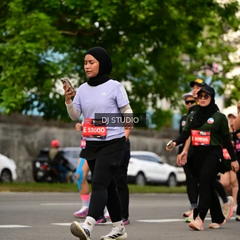 Runner Photo 4036125
