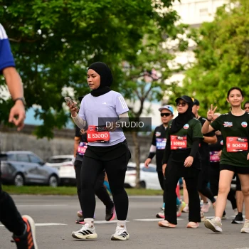 Runner Photo 4036131