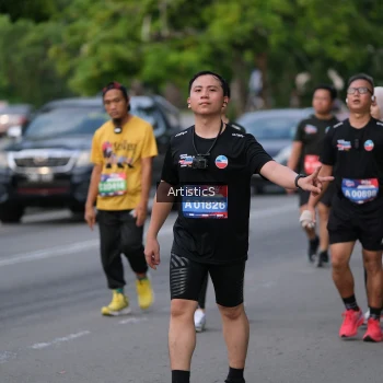 Runner Photo 4036139