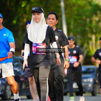 Runner Photo 4036158