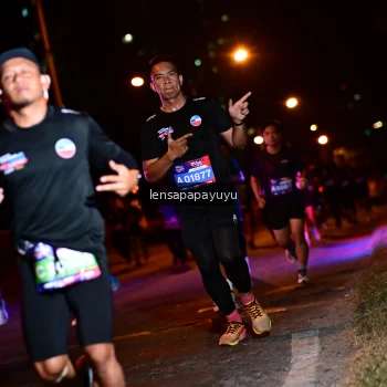 Runner Photo 4036181