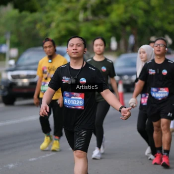 Runner Photo 4036187