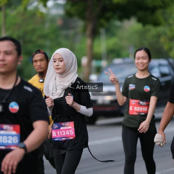 Runner Photo 4036208