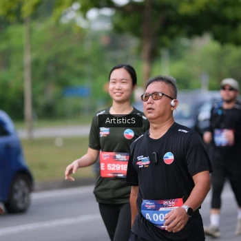 Runner Photo 4036272