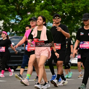 Runner Photo 4036303