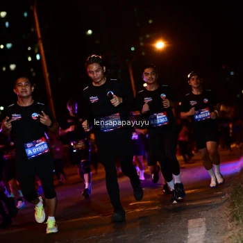 Runner Photo 4036311