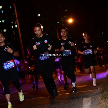 Runner Photo 4036313