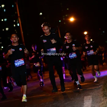 Runner Photo 4036318