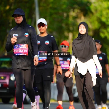 Runner Photo 4036347