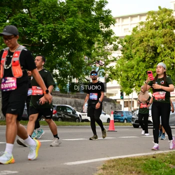 Runner Photo 4036363