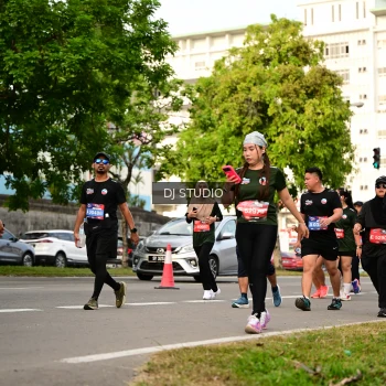 Runner Photo 4036366