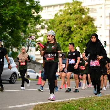 Runner Photo 4036374
