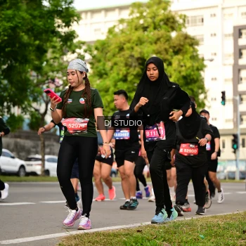 Runner Photo 4036387