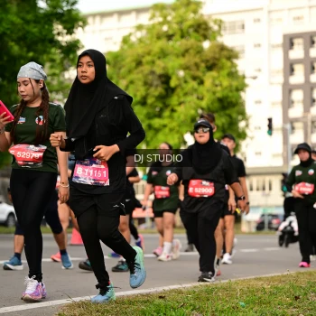Runner Photo 4036401