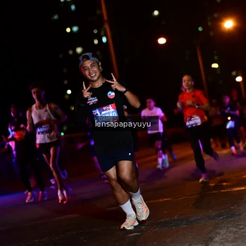 Runner Photo 4036406