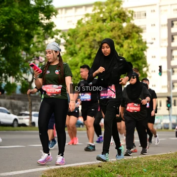 Runner Photo 4036407