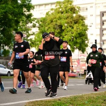 Runner Photo 4036408