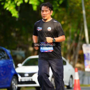Runner Photo 4036415