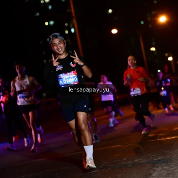 Runner Photo 4036427