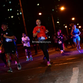 Runner Photo 4036428