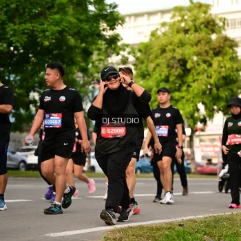 Runner Photo 4036432