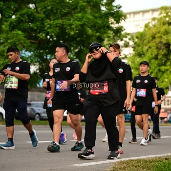 Runner Photo 4036434