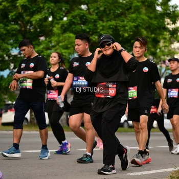 Runner Photo 4036451