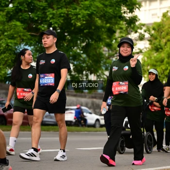 Runner Photo 4036475