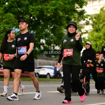 Runner Photo 4036485