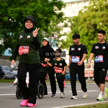 Runner Photo 4036496