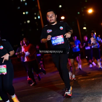 Runner Photo 4036543