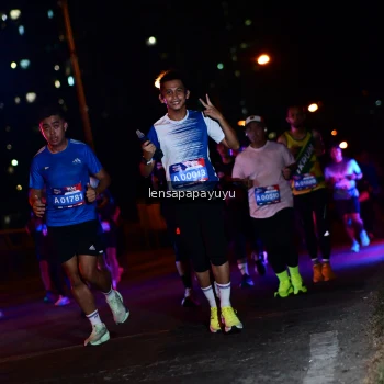 Runner Photo 4036592