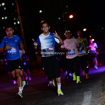 Runner Photo 4036596