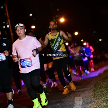 Runner Photo 4036631