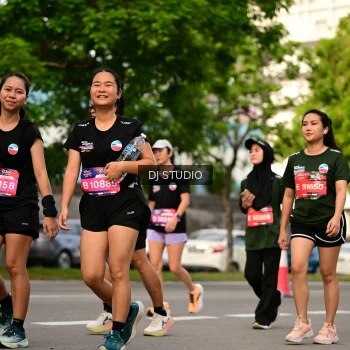 Runner Photo 4036635