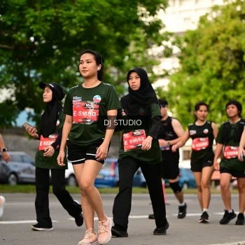 Runner Photo 4036660