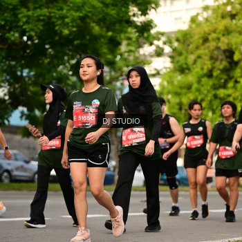 Runner Photo 4036661
