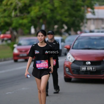 Runner Photo 4036670