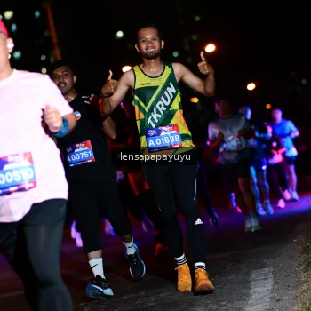 Runner Photo 4036671