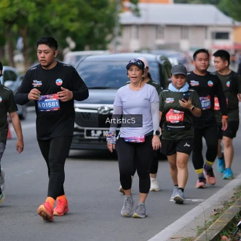 Runner Photo 4036677