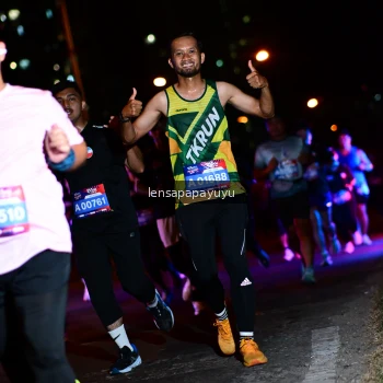Runner Photo 4036683