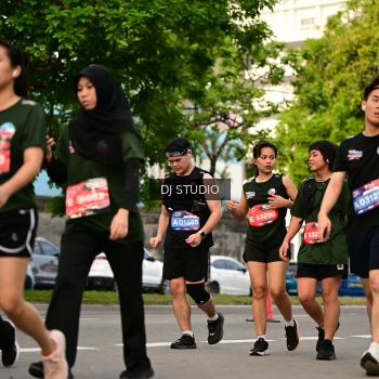 Runner Photo 4036694