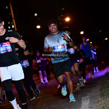 Runner Photo 4036700