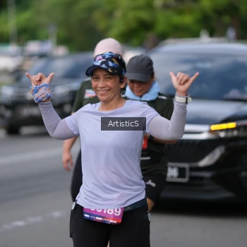 Runner Photo 4036715