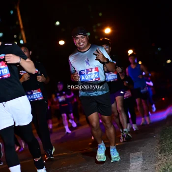 Runner Photo 4036716