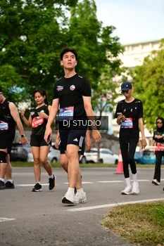 Runner Photo 4036731